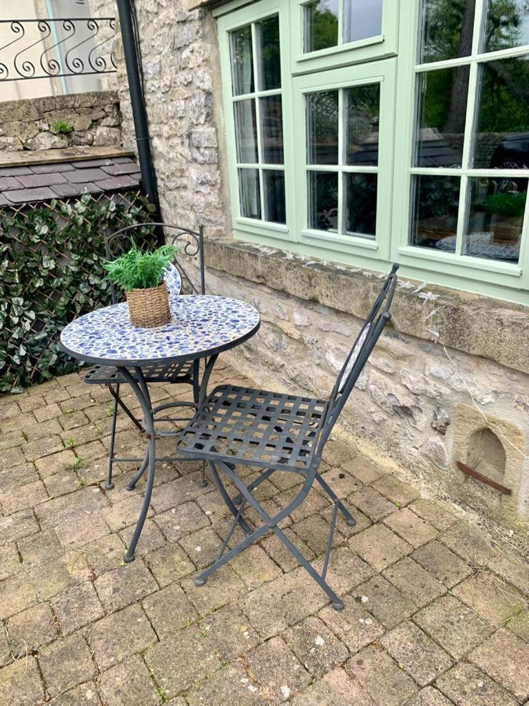 Gorgeous Cozy Cottage With A Heritage Feel, Walks, Pubs & Wood Burner Tideswell Exterior foto